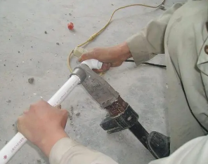 蓬莱漏水维修电话